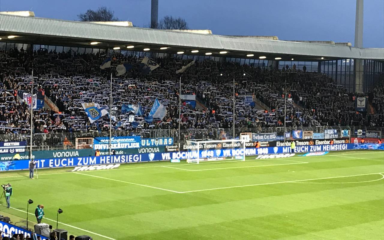 VfL Fans in der Ostkurve