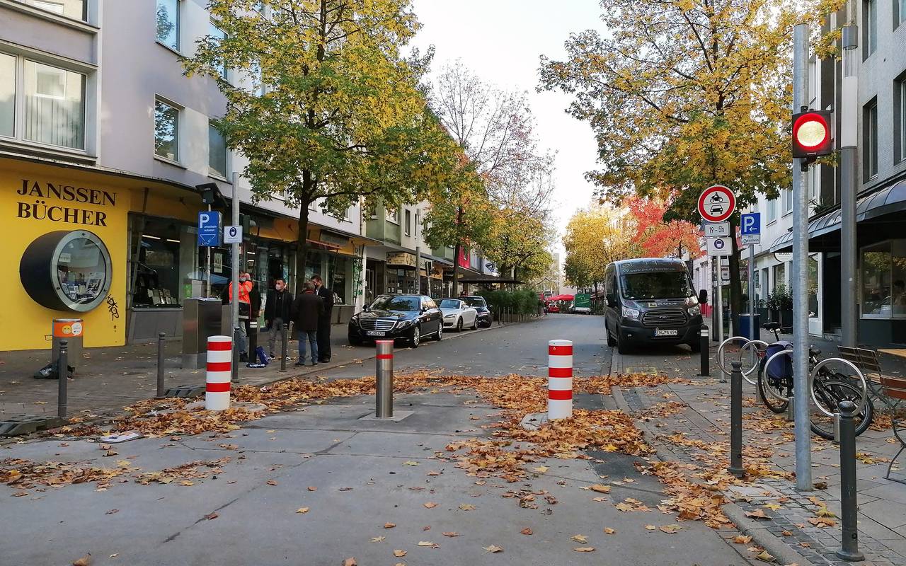Versenkbarer Poller Brüderstraße