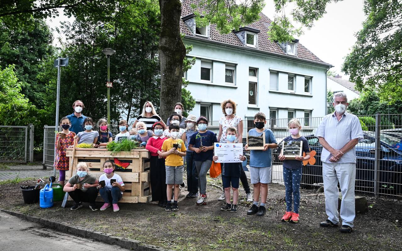 Grundschule am Volkspark gestaltet Schulhof um