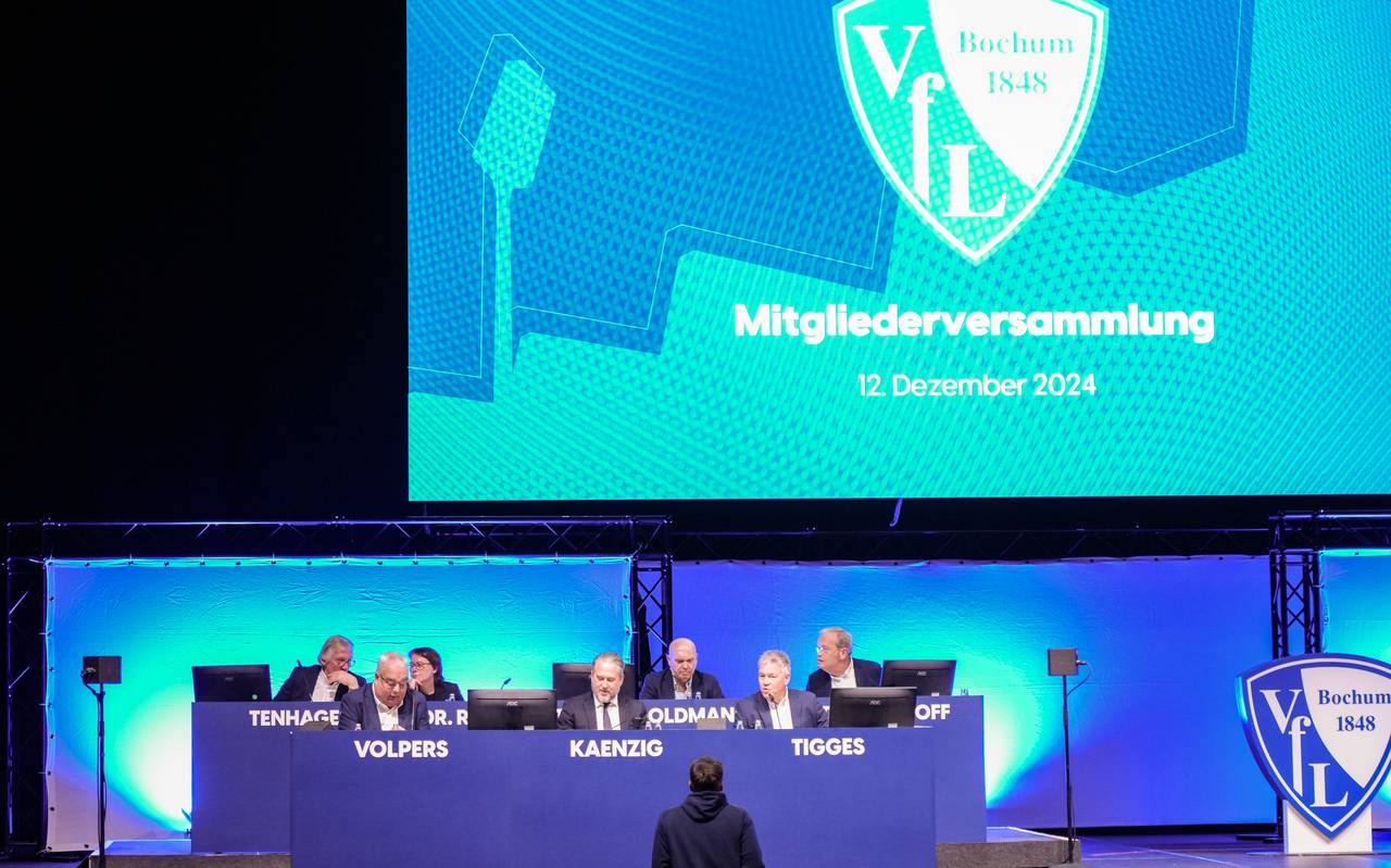 Im RuhrCongress Bochum fand am Abend des 12. Dezember 2024 die Mitgliederversammlung des VfL Bochum statt.