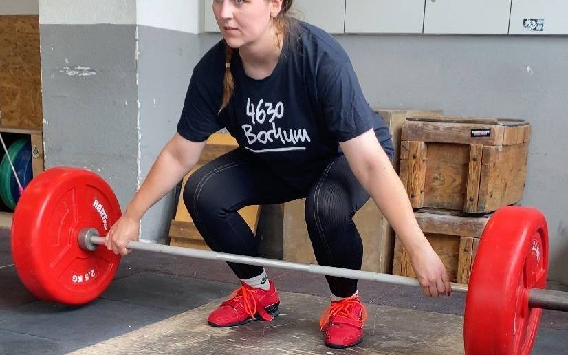 Kira Kosthorst zu Gast beim KSV Bochum, hier beim Gewichtheben, Juli 2025