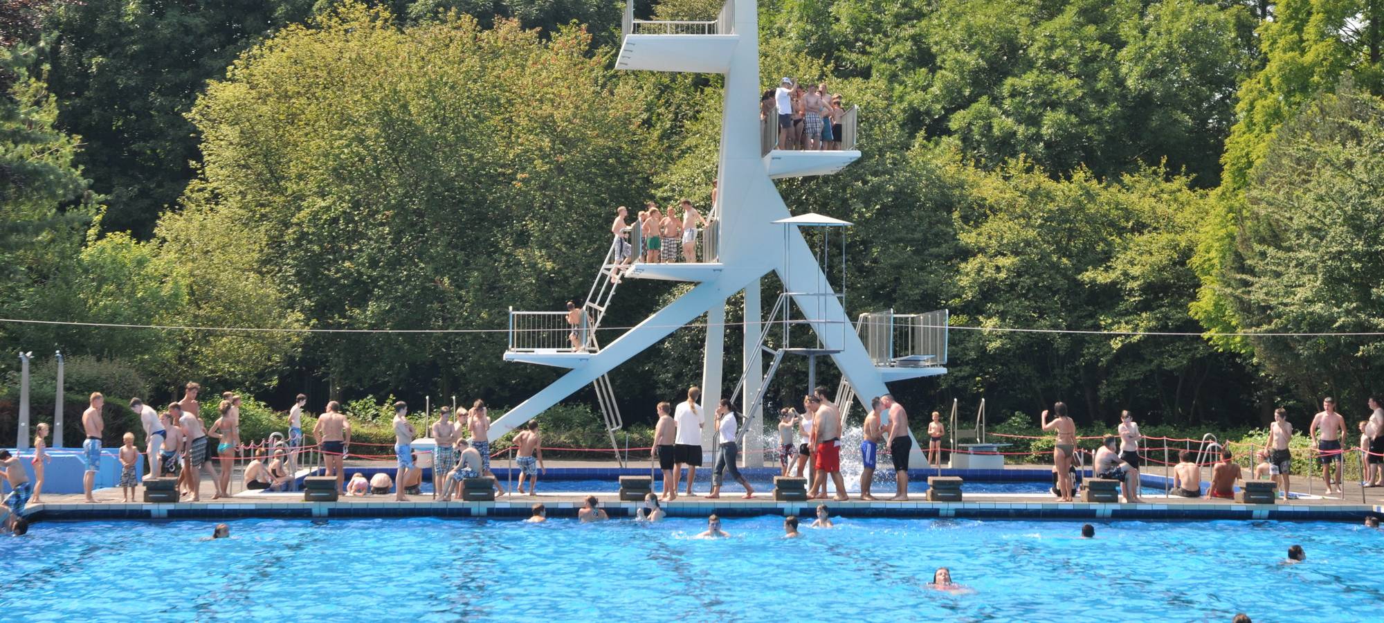 Freibadfans in Höntrop kämpfen weiter