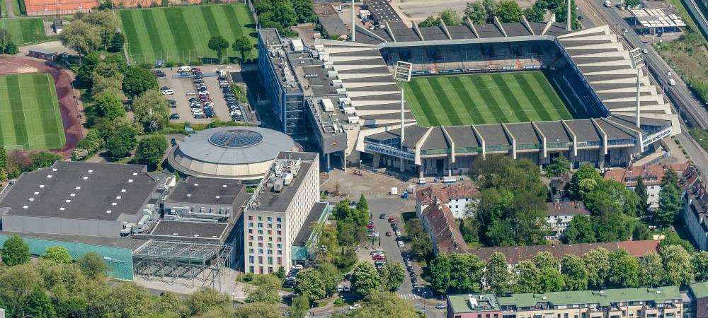 Fans aller Vereine heißt das Ruhrstadion willkommen
