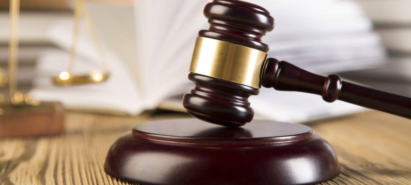 Urteil aufgespritzte Lippen