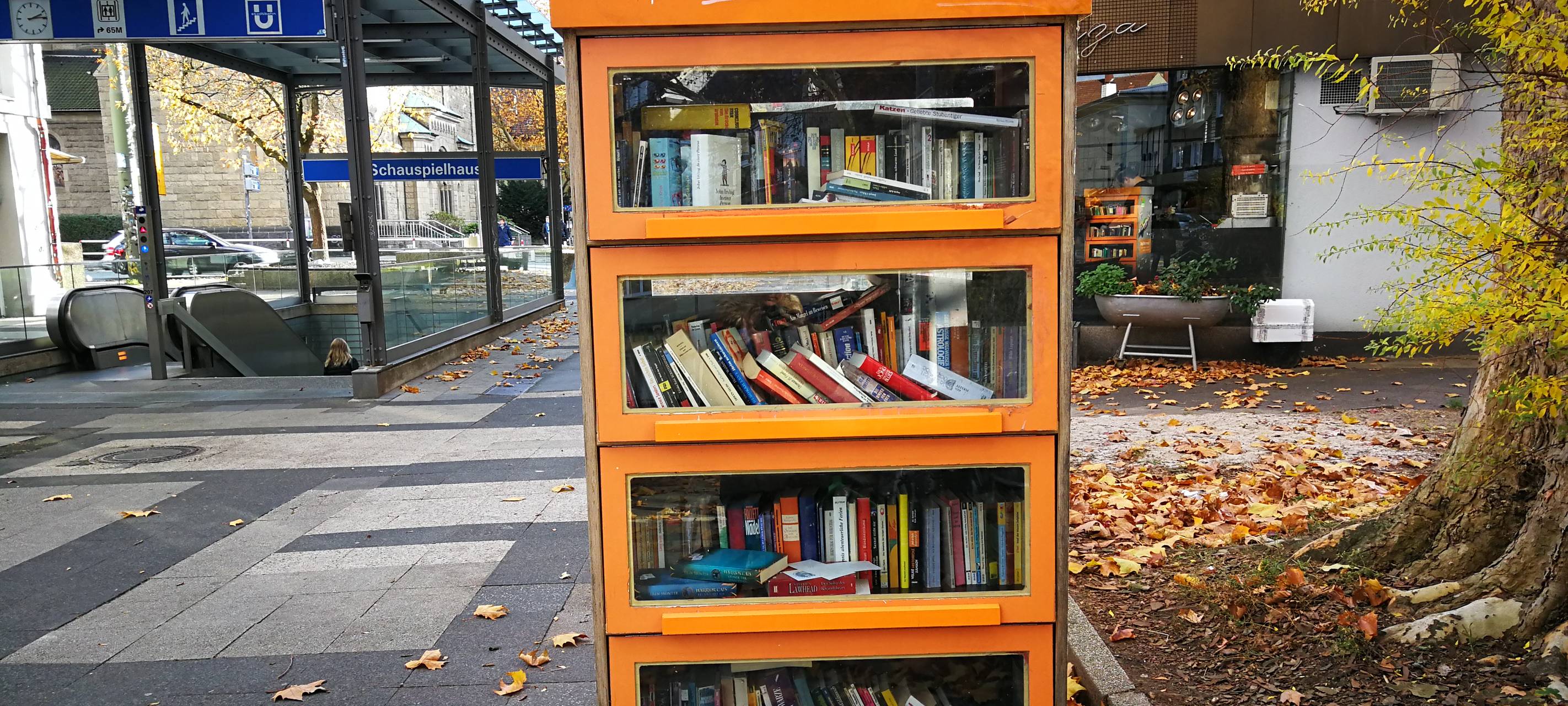 Bücherschrank Ehrenfeld Hans-Ehrenberg-Platz