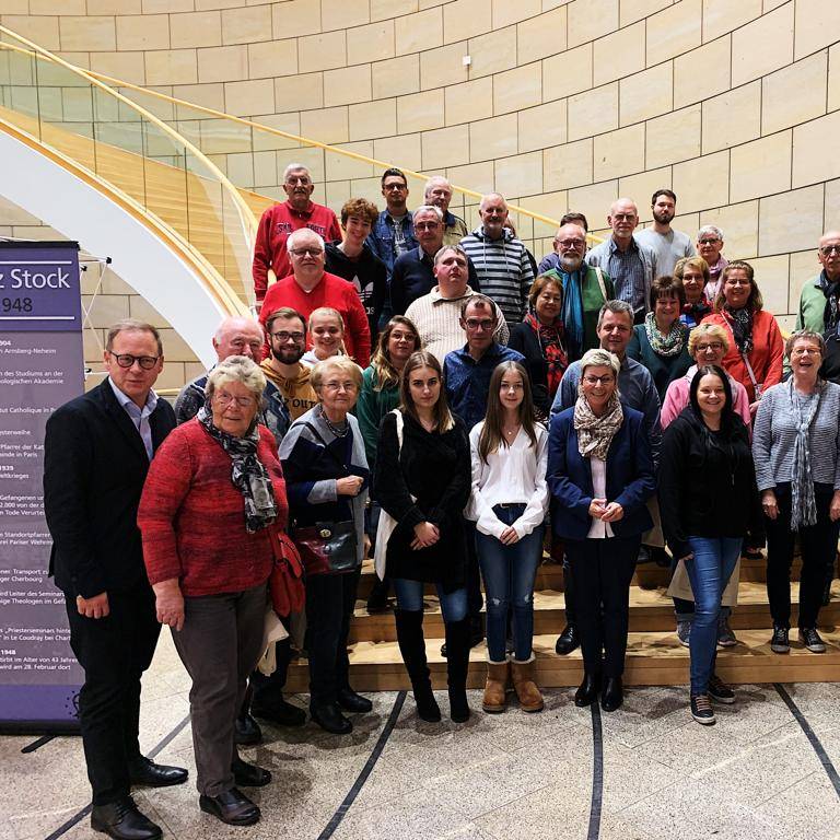 Knapp 40 Radio Bochum-Hörer konnten gestern den Düsseldorfer Landtag besichtigen.