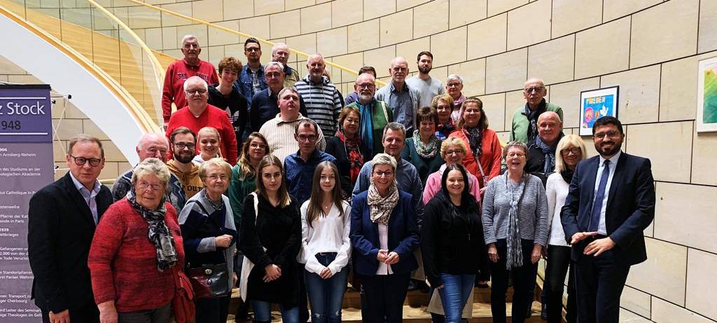 Knapp 40 Radio Bochum-Hörer konnten gestern den Düsseldorfer Landtag besichtigen.