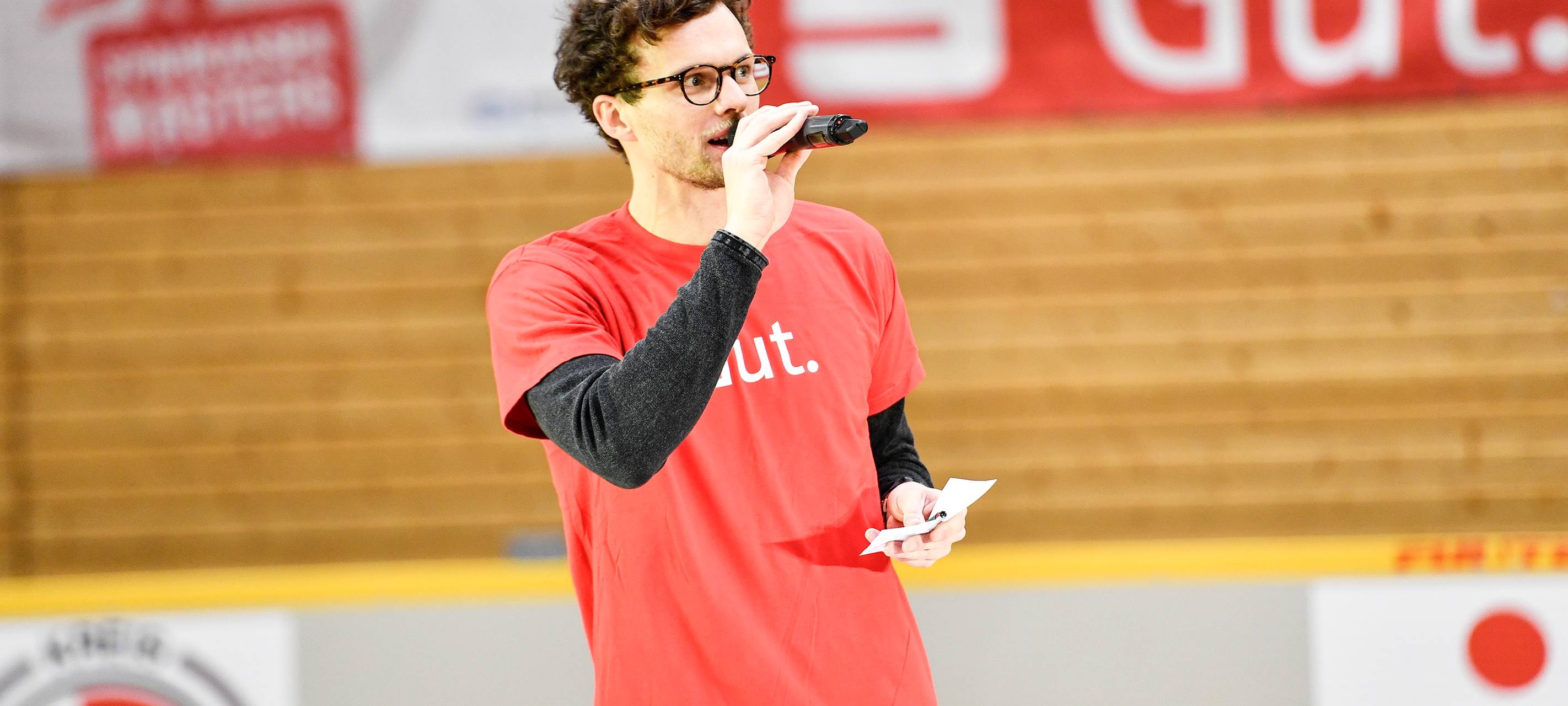 Moderator der Veranstaltung war unser Radio Bochum-Morgenmacher Felix Groß.