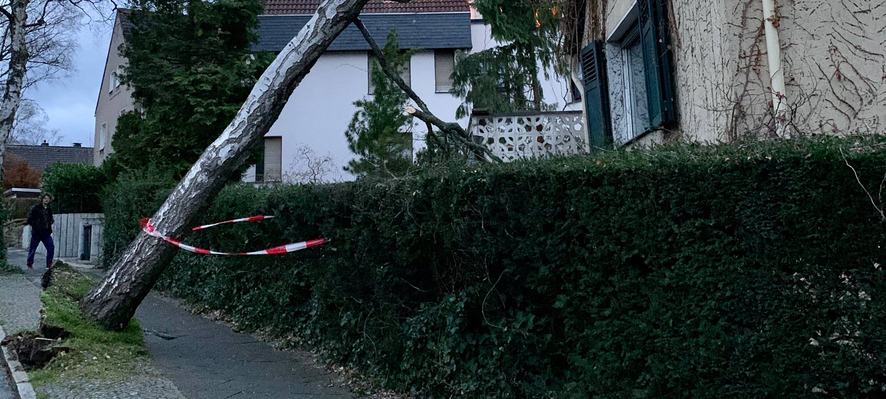 Orkan Sabine über Bochum