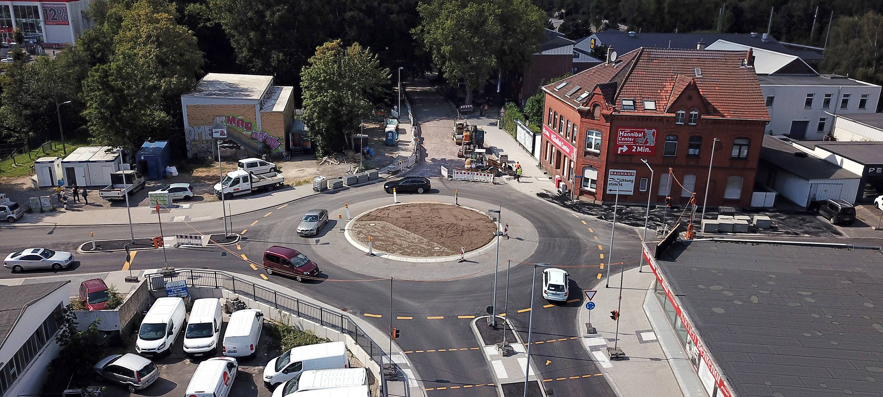 Kreisverkehr Poststraße / Hofsteder Straße
