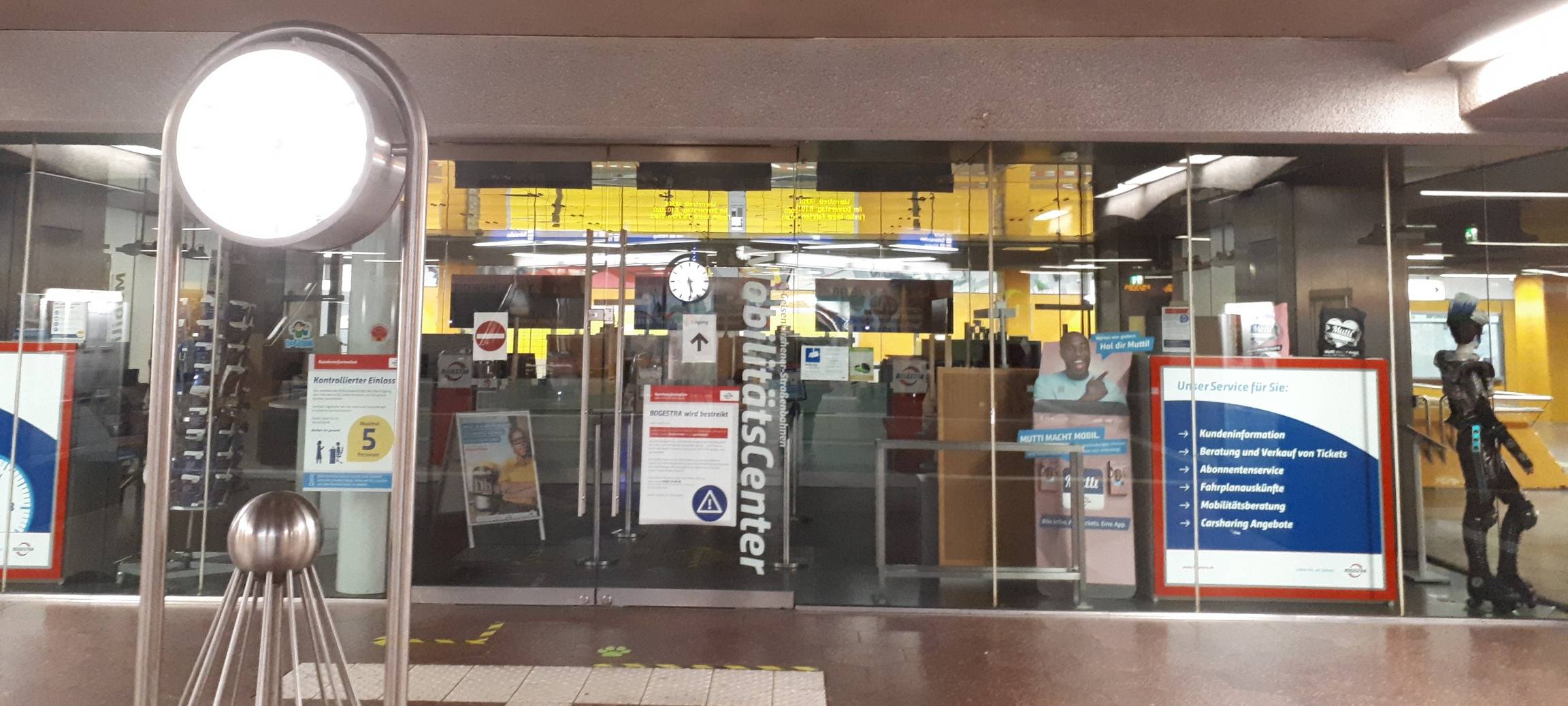 Verdi-Warnstreik in Bochum legt Bogestra lahm