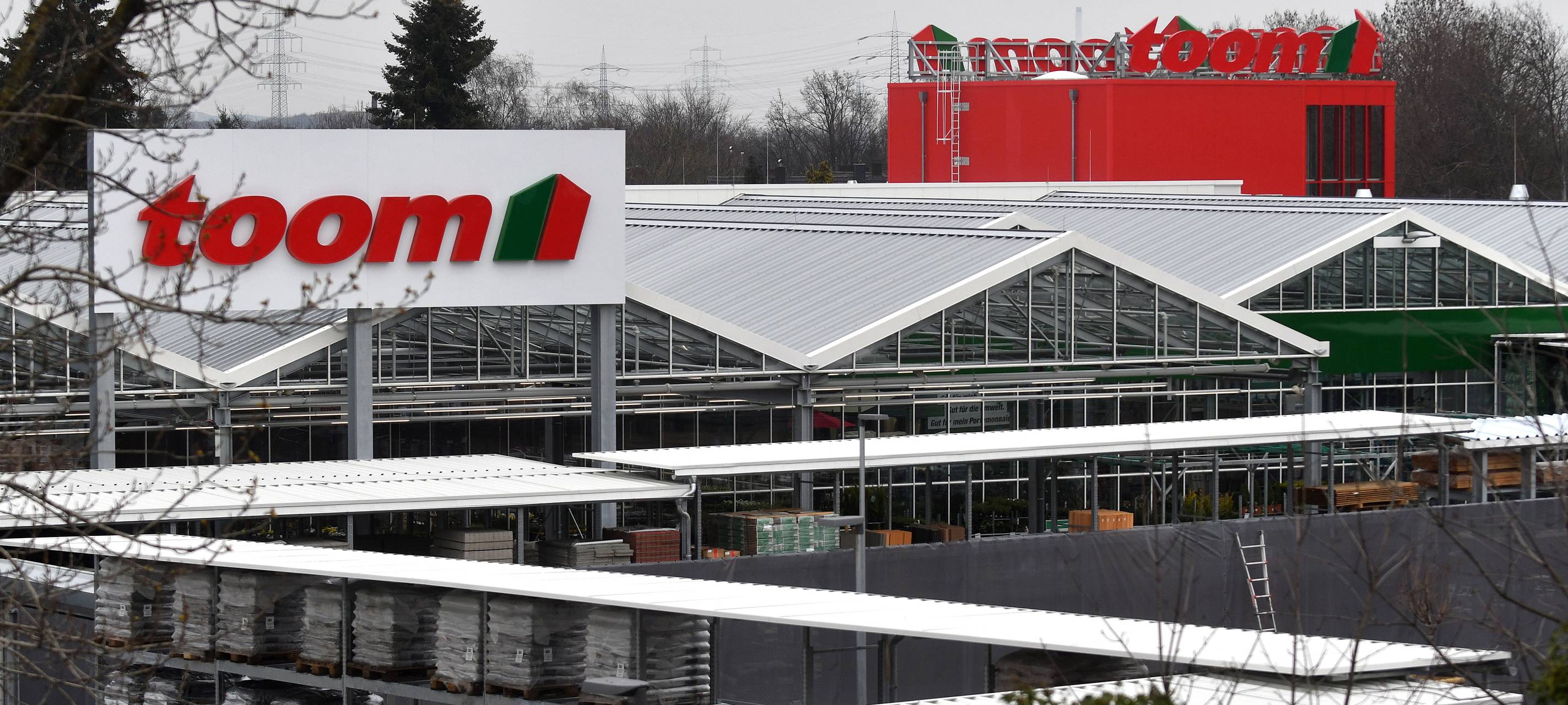 Außenansicht des Baumarkts an der Berliner Straße