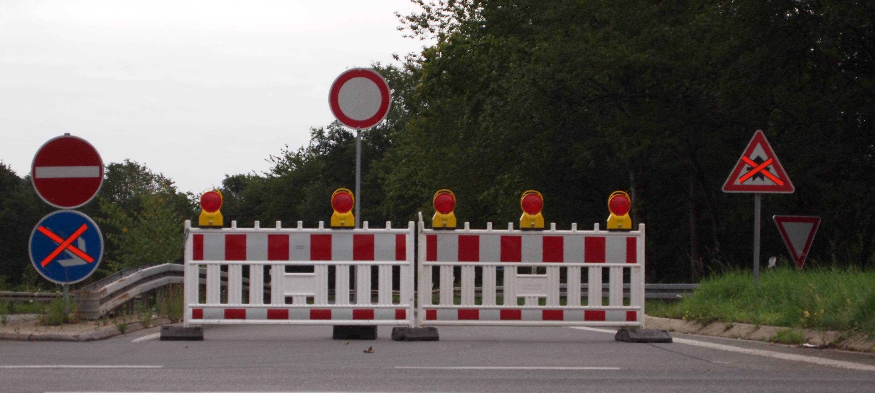 A40: Sperrung Anschlussstelle Bochum-Dückerweg