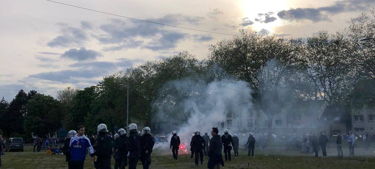 Bochum: Tausende VfL Fans auf den Straßen