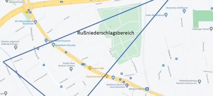Reifenlager in Bochum brennt