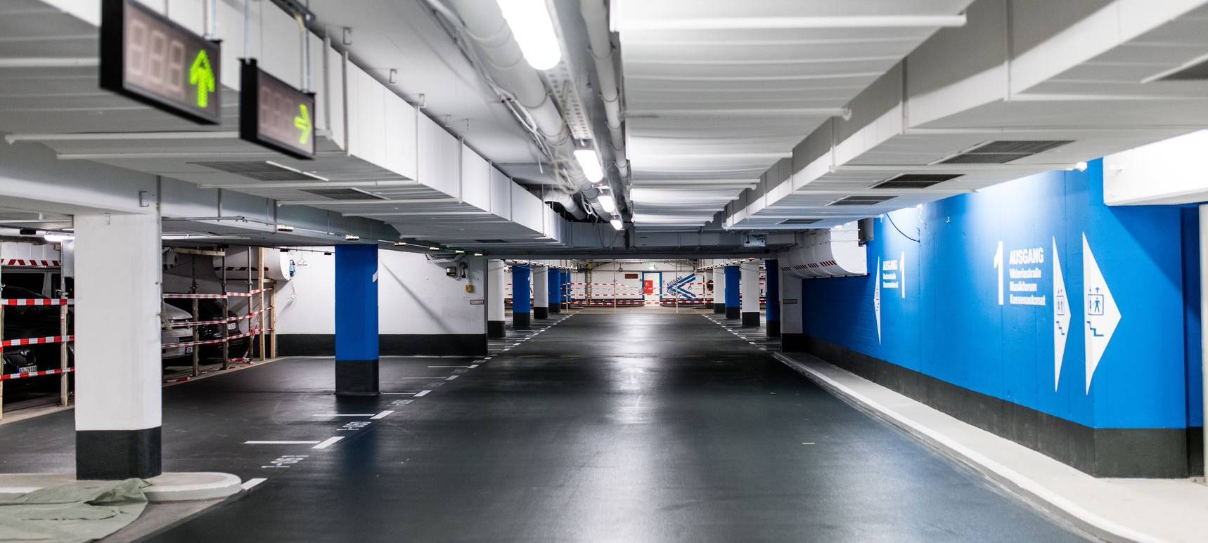 Neuer Asphalt im Parkhaus