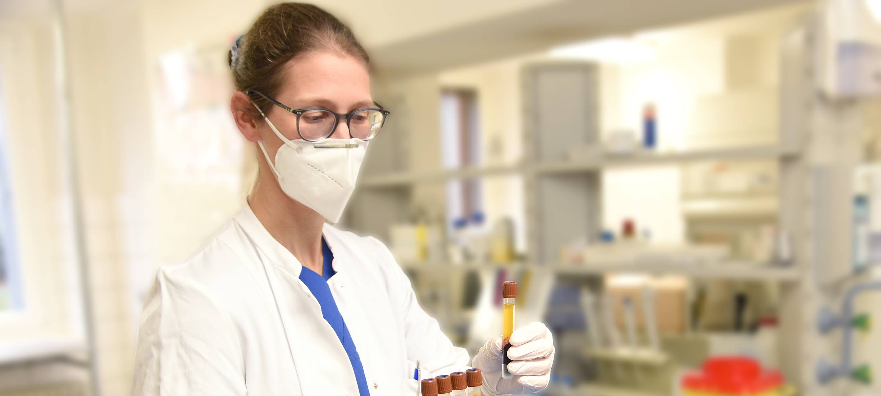 Dr. Folke Brinkmann bei der Arbeit