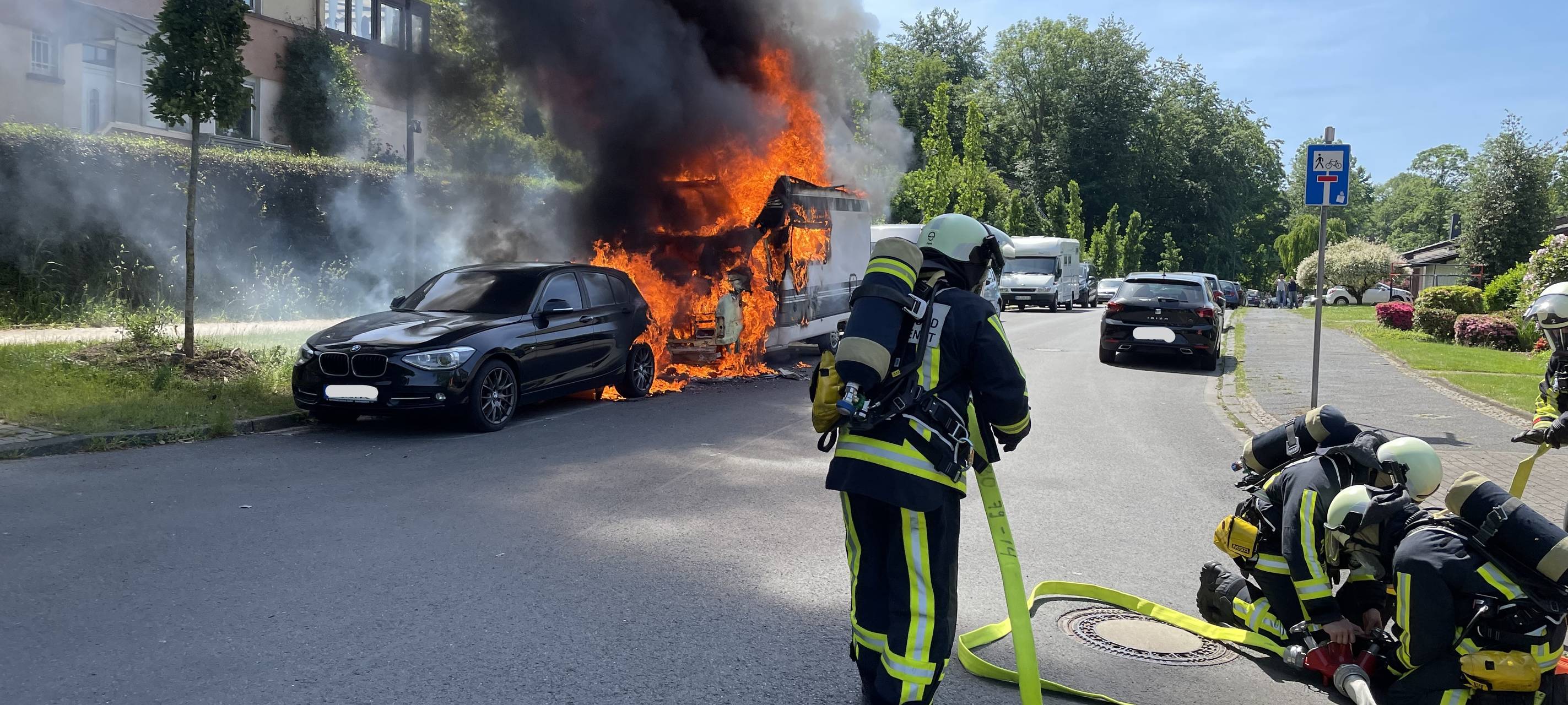 Brennendes Wohnmobil in Bochum-Grumme