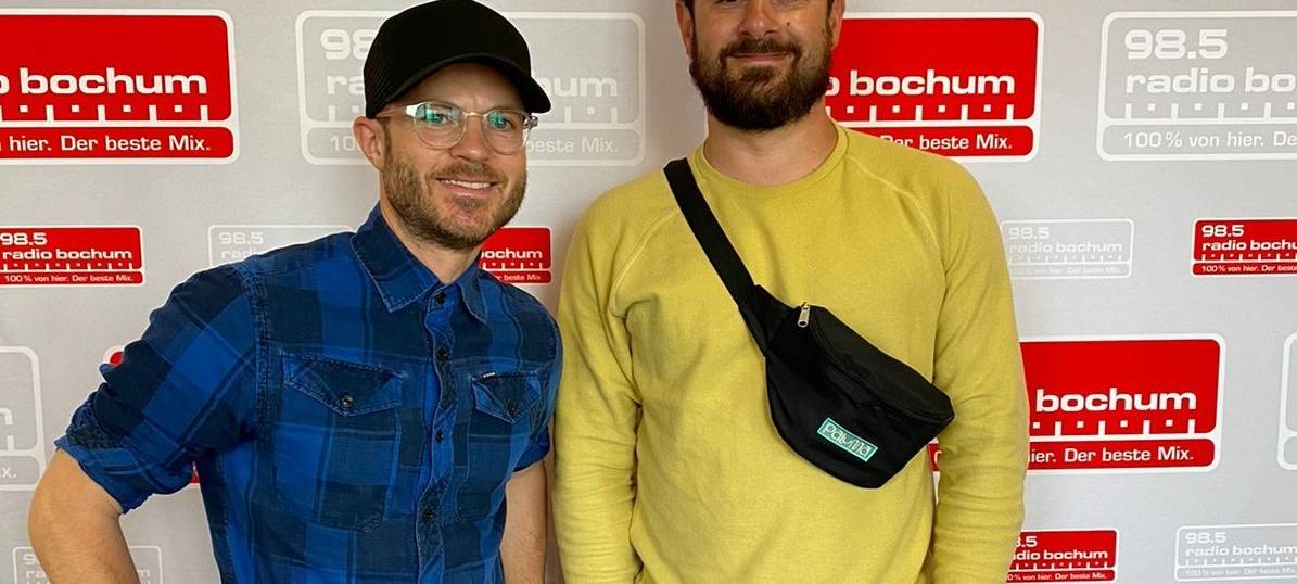 Moderator Fabian Hölscher und Paluma Festival-Veranstalter Max Sollmann