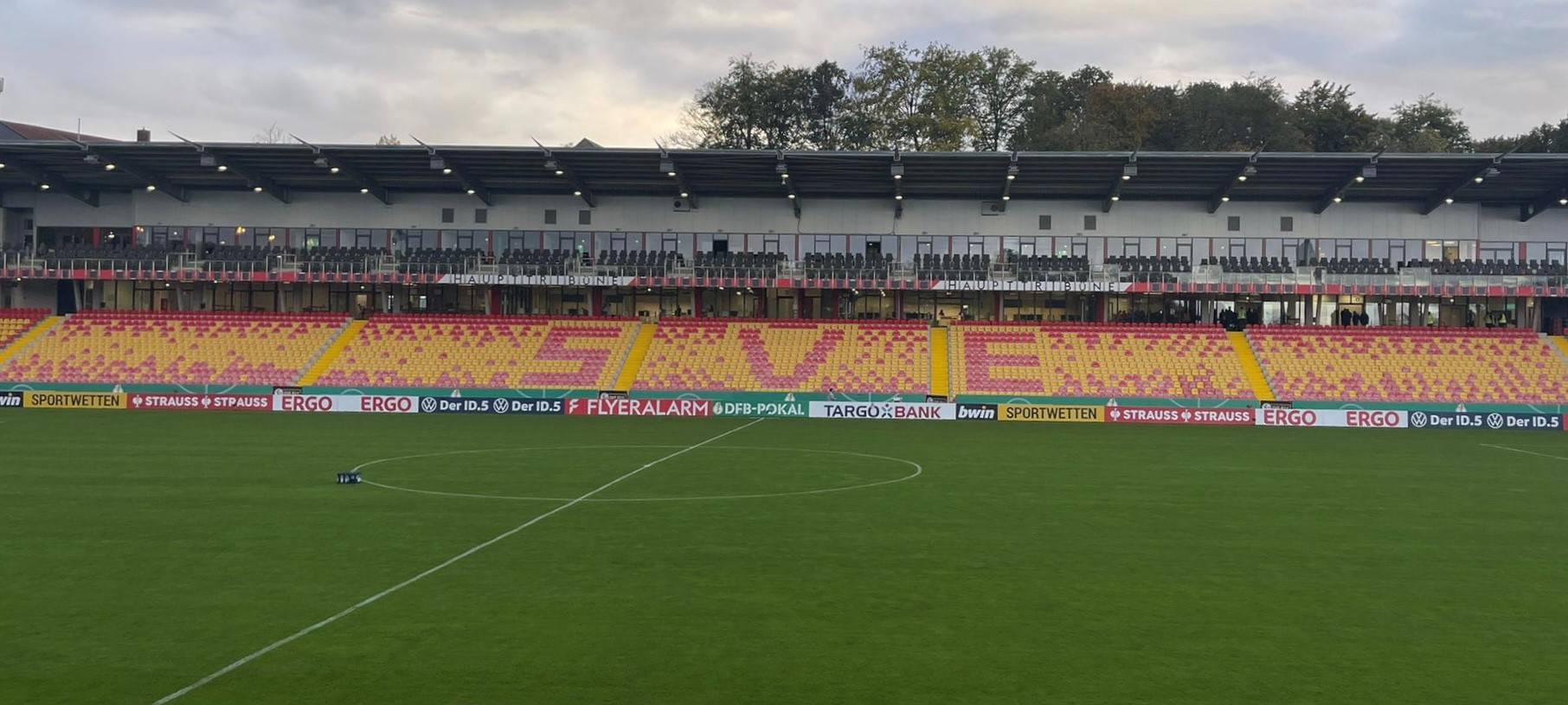 Bochum gewinnt mit 1:0 in Elversberg und steht in der nächsten Pokalrunde