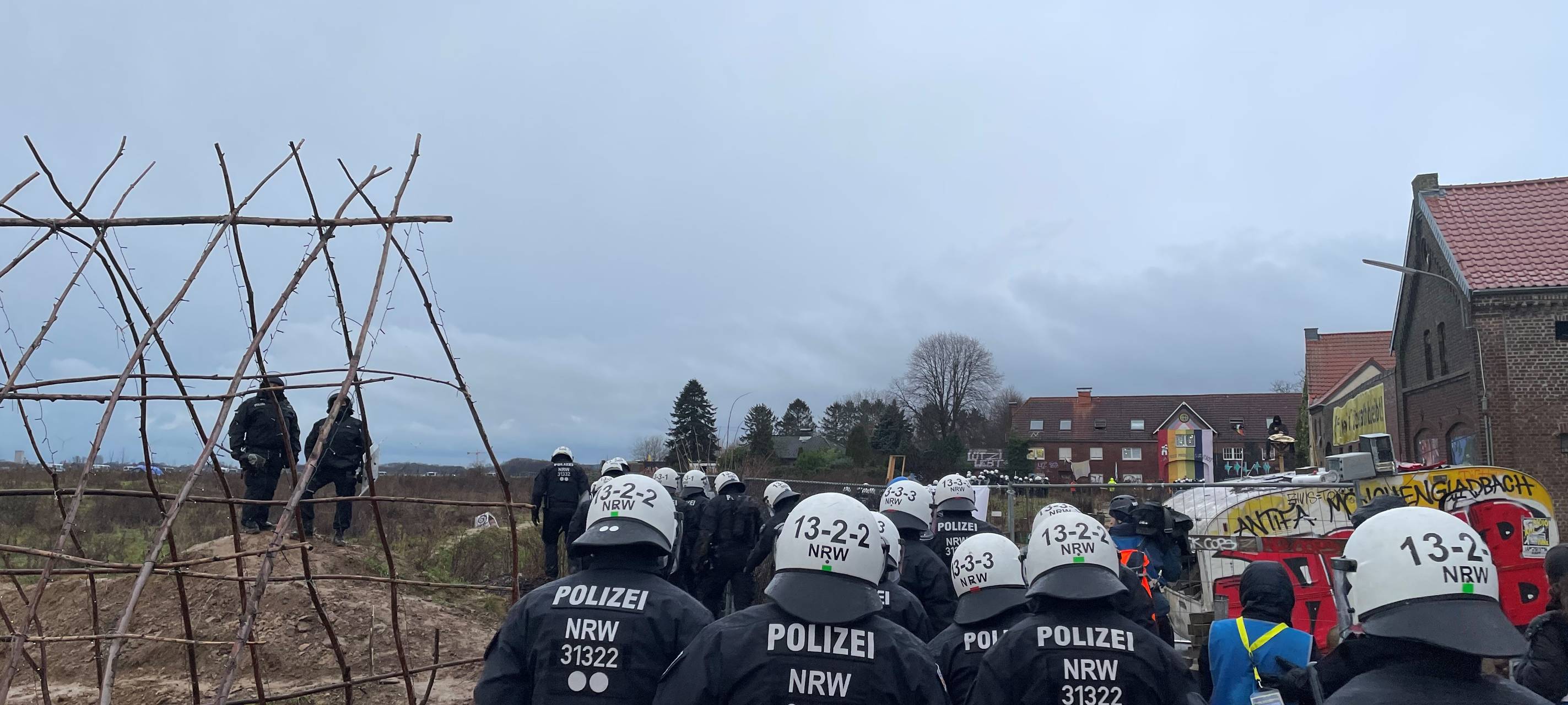 Lützerath: Gab es Polizeigewalt? NRW-Innenminister widerspricht