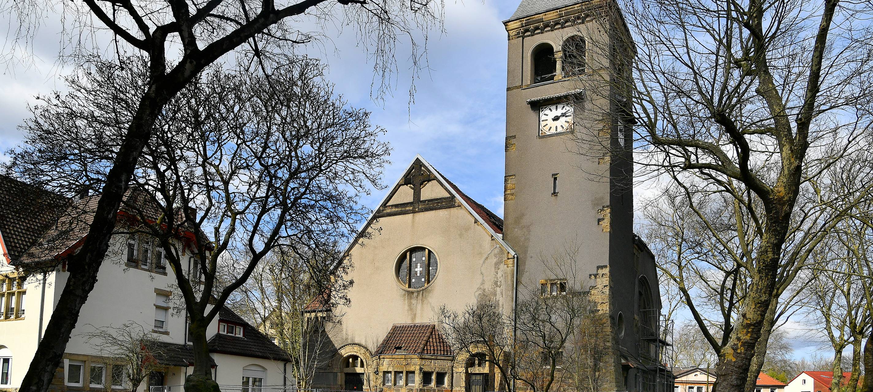 Großeinsatz in leerstehender Kirche