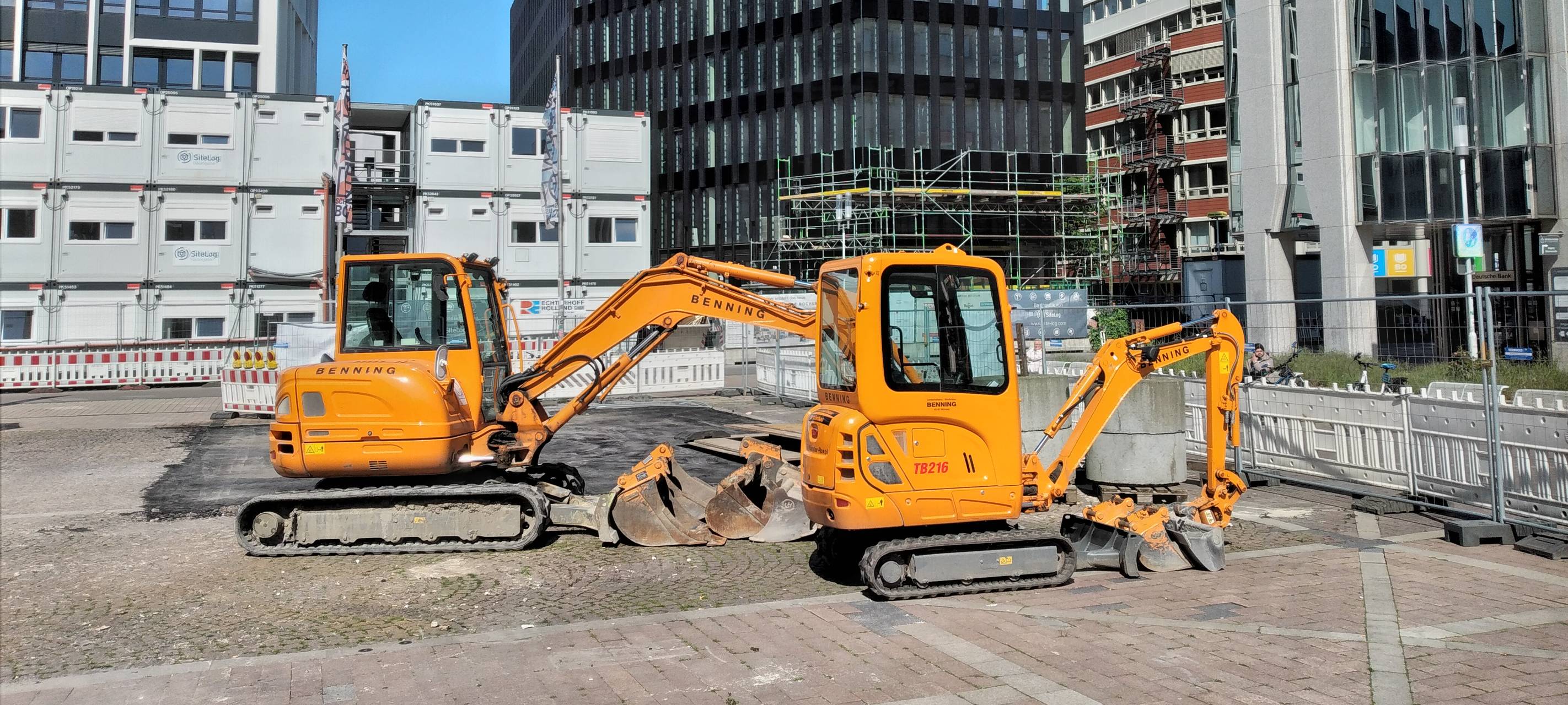 Spatenstich auf dem Husemannplatz in Bochum