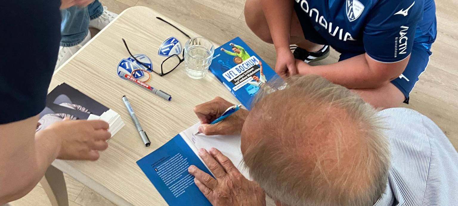 Günther liest in Bochum für Lichtblicke