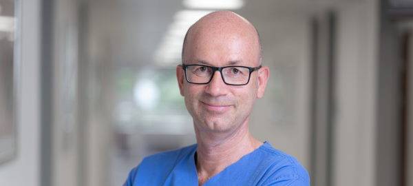 Dr. Horst Neubauer, Chefarzt der Kardiologie im St.-Elisabeth-Hospital Herten