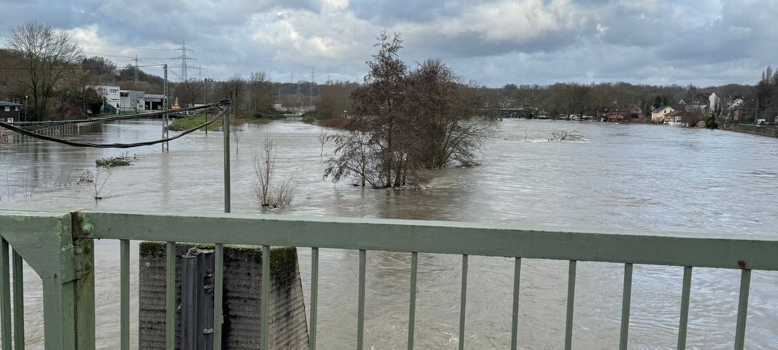 Bochum: Hochwasser an der Ruhr - Tendenz sinkend