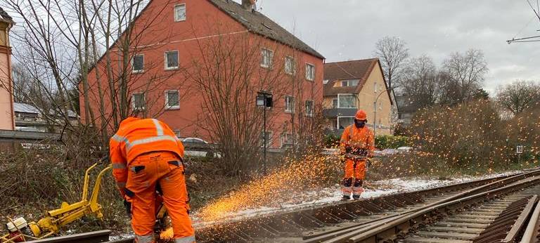 Bahnstrecke zwischen Essen und Dortmund: Bauarbeiten verlaufen wie geplant