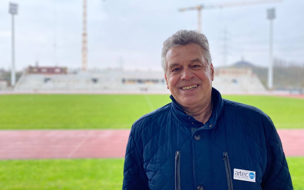 Der ehemalige Zehnkämpfer Jürgen Hingsen im Lohrheide-Stadion