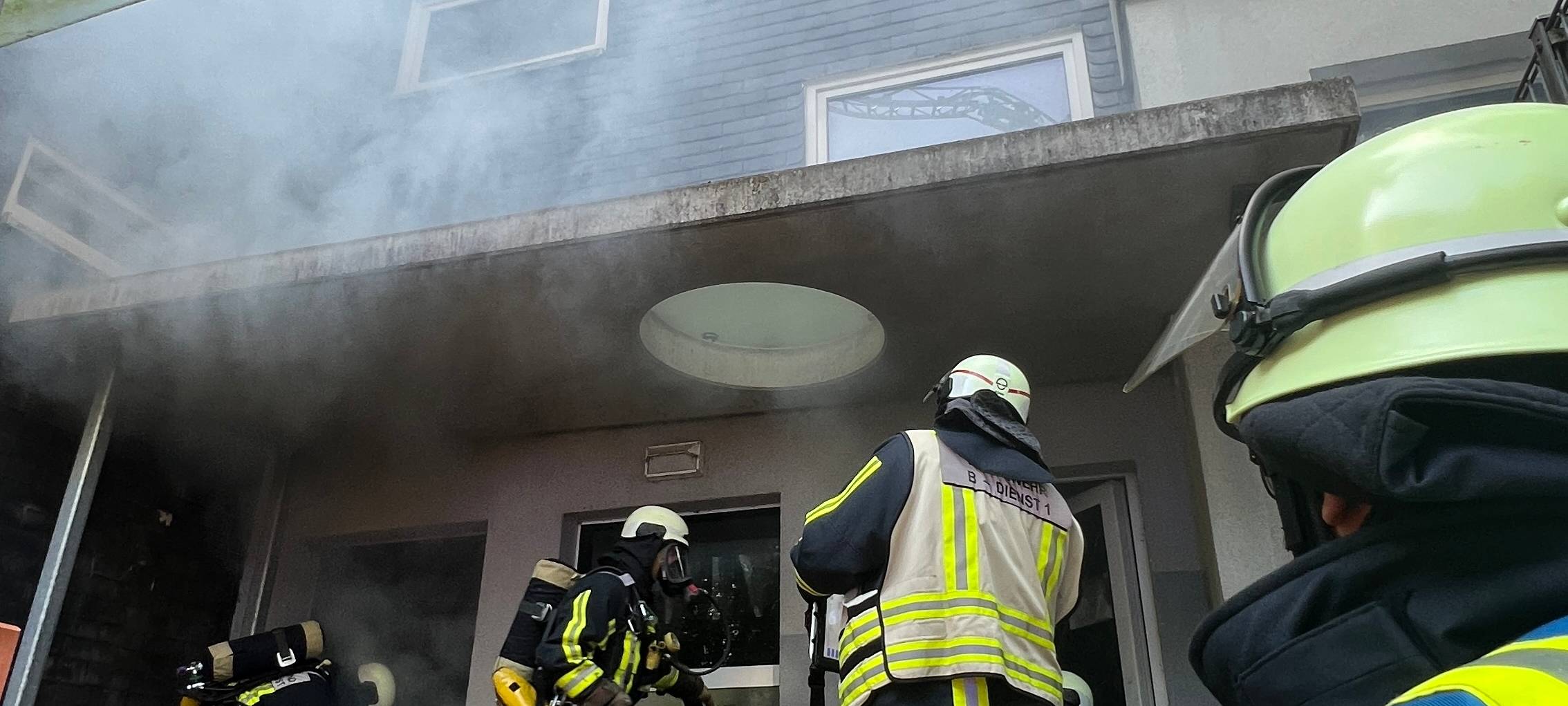 Brand in Bochum-Querenburg: Acht Verletzte