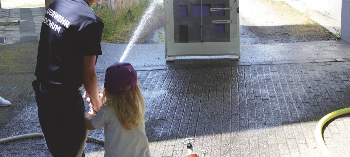 "Bänke raus" in Bochum-Langendreer