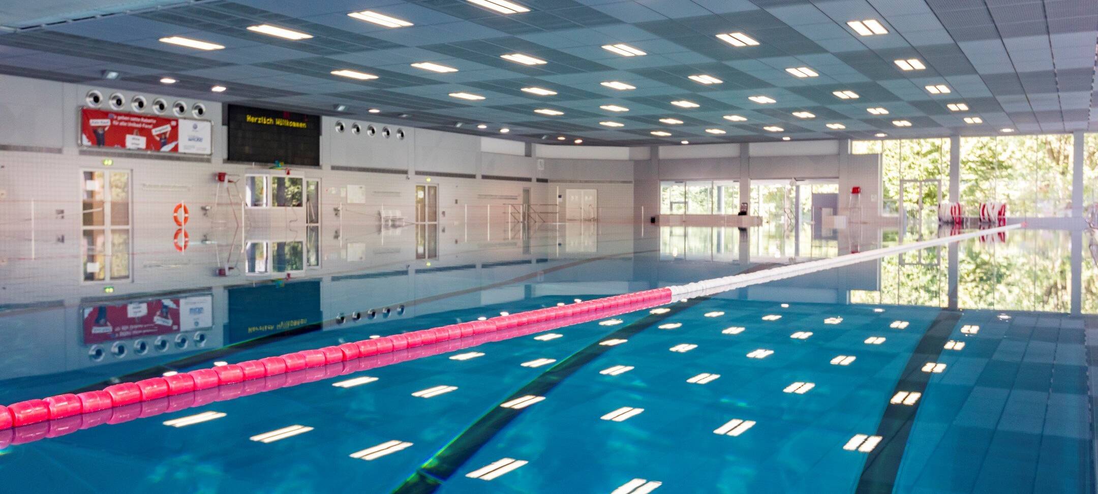 Sicherungsarbeiten im Hallenbad in Bochum-Querenburg