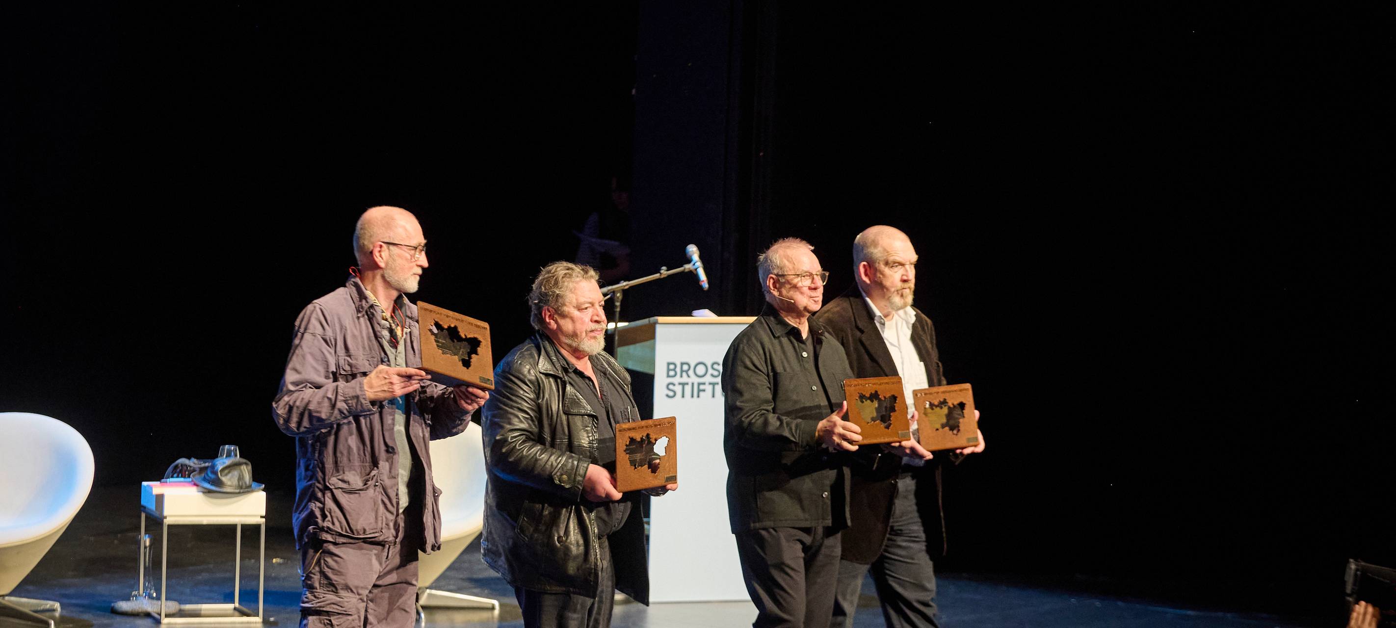 Schauspieler spenden Preisgeld an Bochumer Vereine