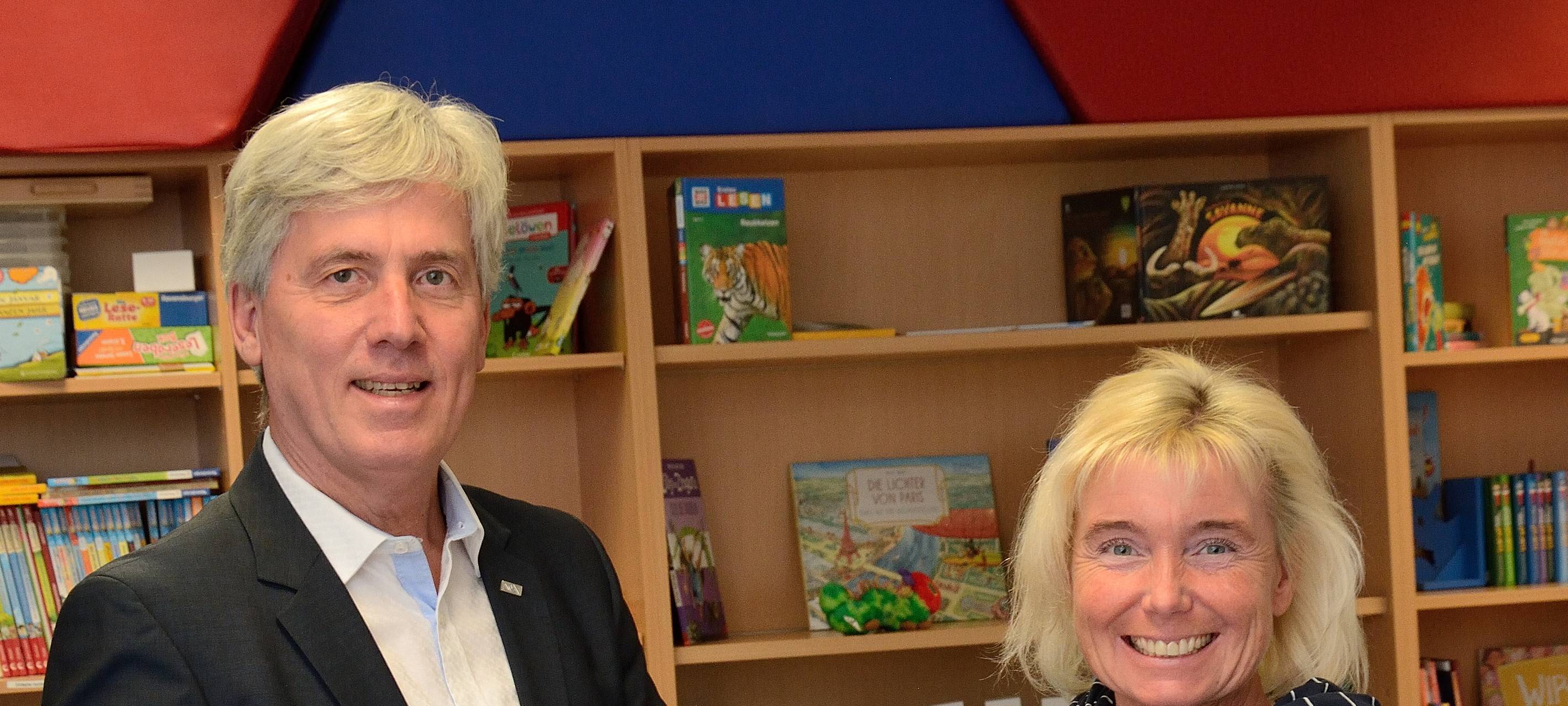 Leseboxen fördern Grundschulkinder in Bochum