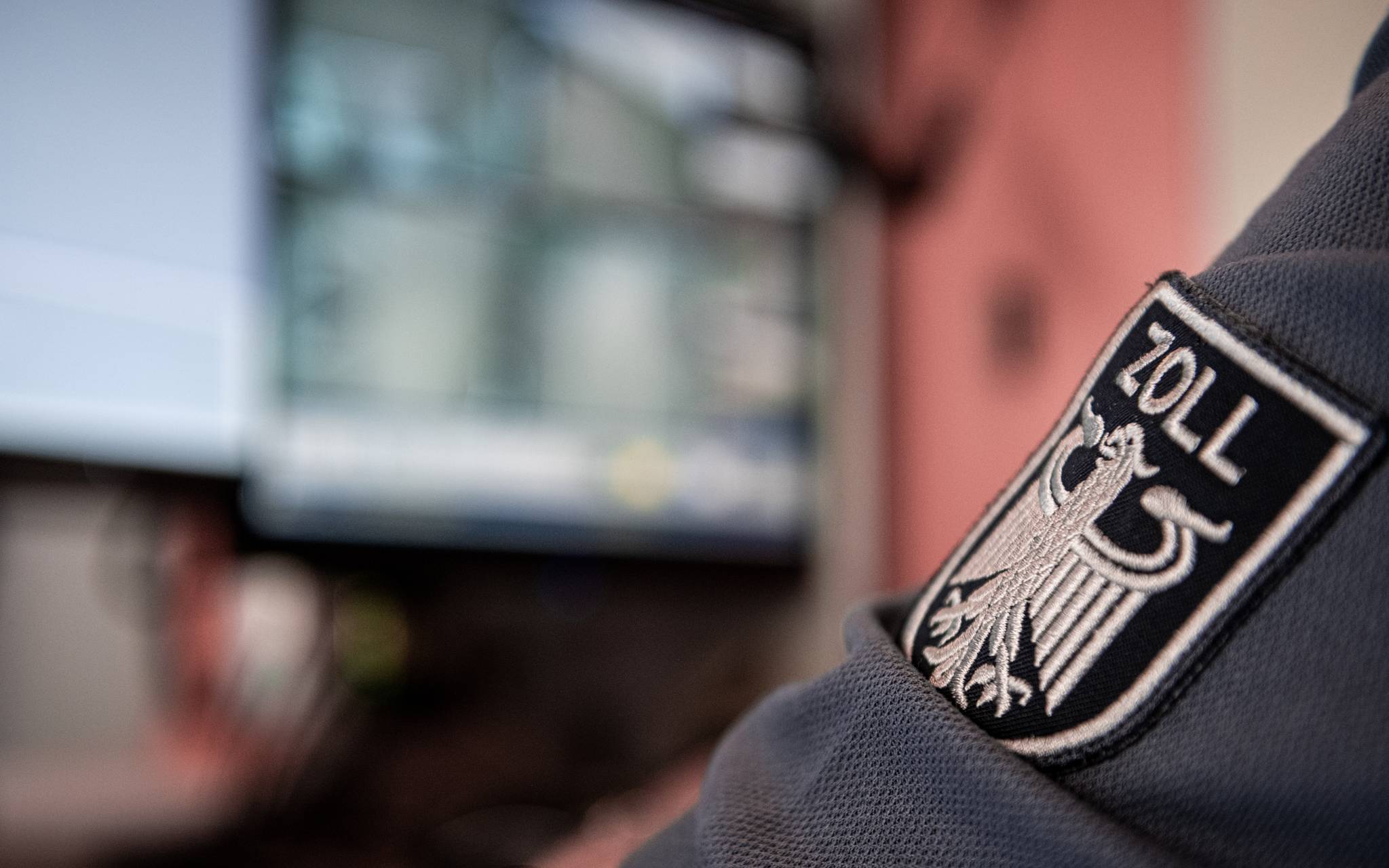 Bochum: Zoll ermittelt in der Gebäudereinigung