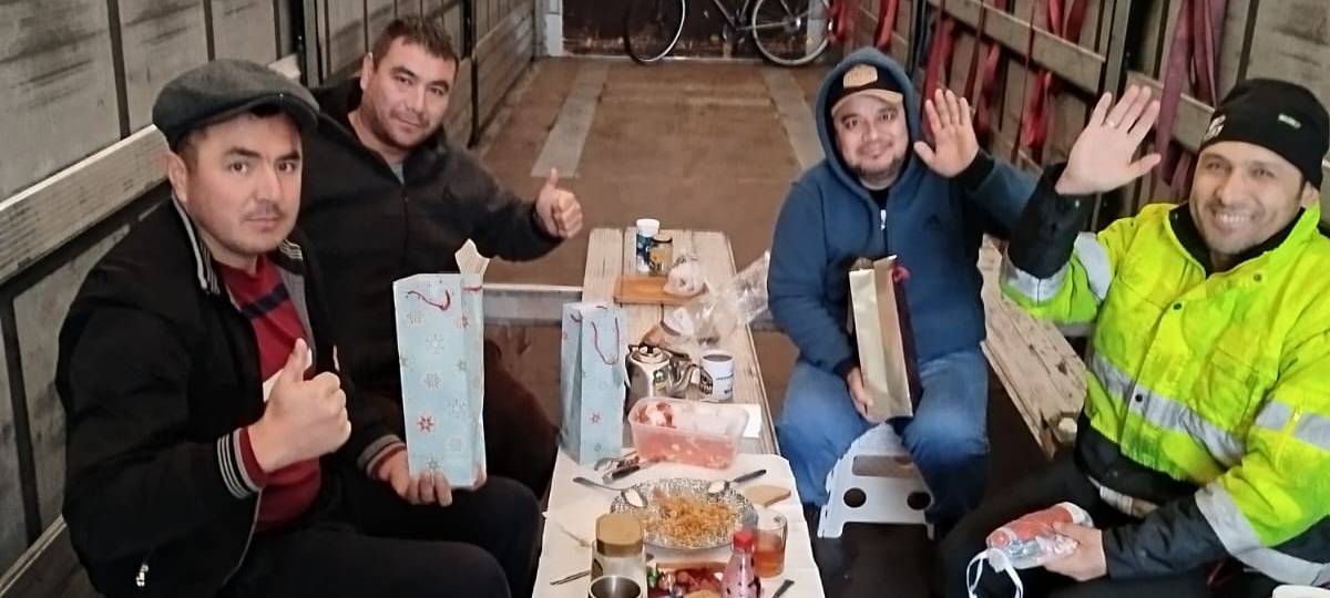 Weihnachtstüten für Lkw-Fahrer