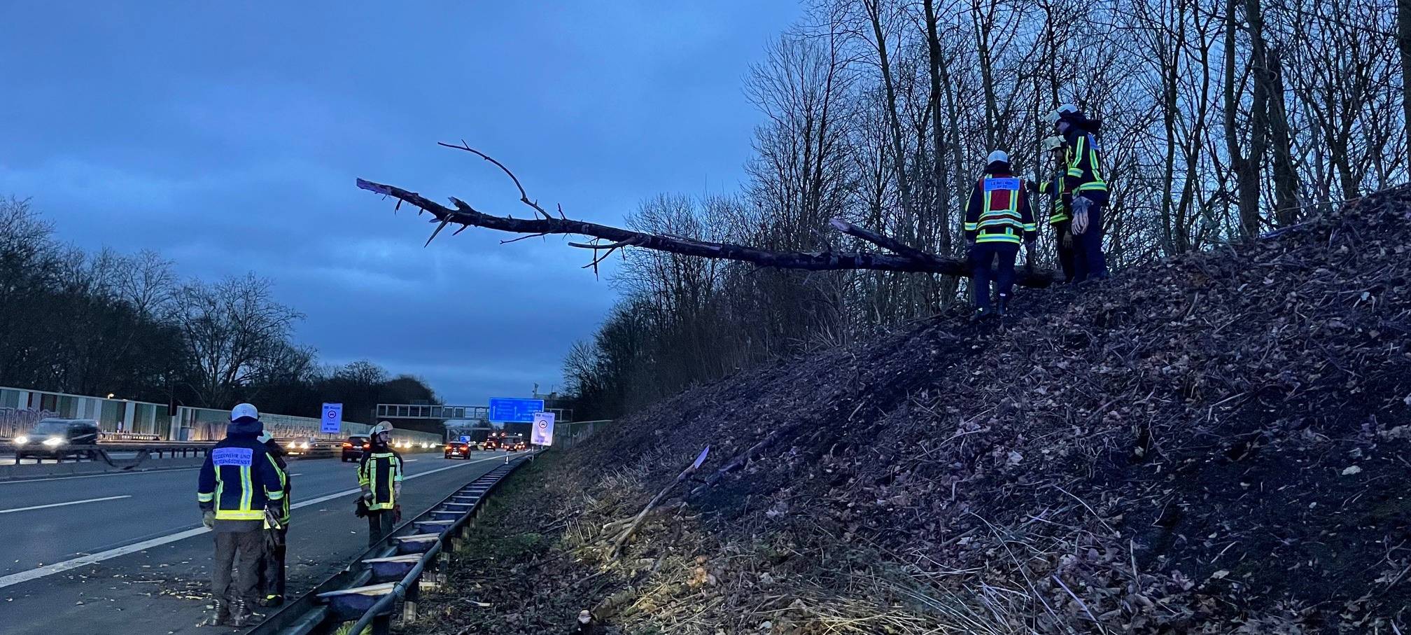 Sturmböen in Bochum: Einsätze der Feuerwehr am Neujahrstag