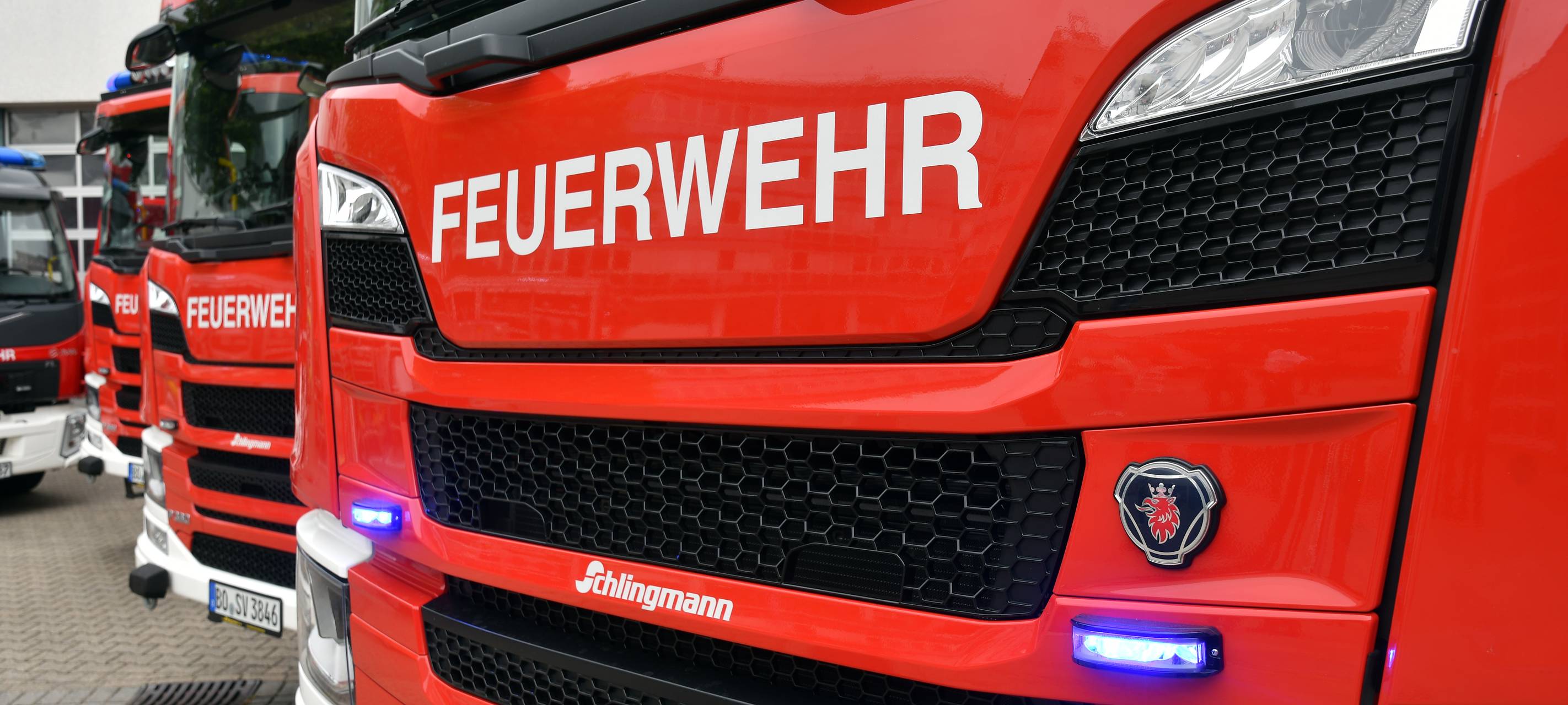 Feuerwehr löscht Brand in Hotel in Bochum