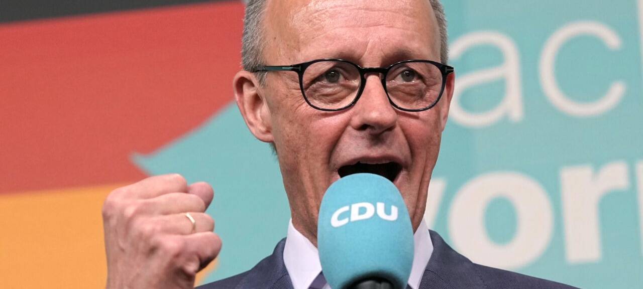 Friedrich Merz (CDU), Parteivorsitzender und Kanzlerkandidat, spricht im Konrad-Adenauer-Haus zum Ergebnis der Bundestagswahl. Am Sonntag fand die vorgezogene Wahl zum 21. Deutschen Bundestag statt.