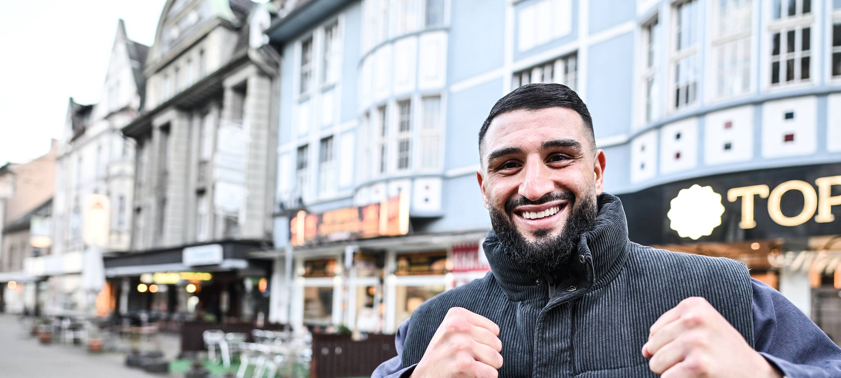 Interimsweltmeister im Schwergewicht: Agit Kabayel gewinnt in Riad