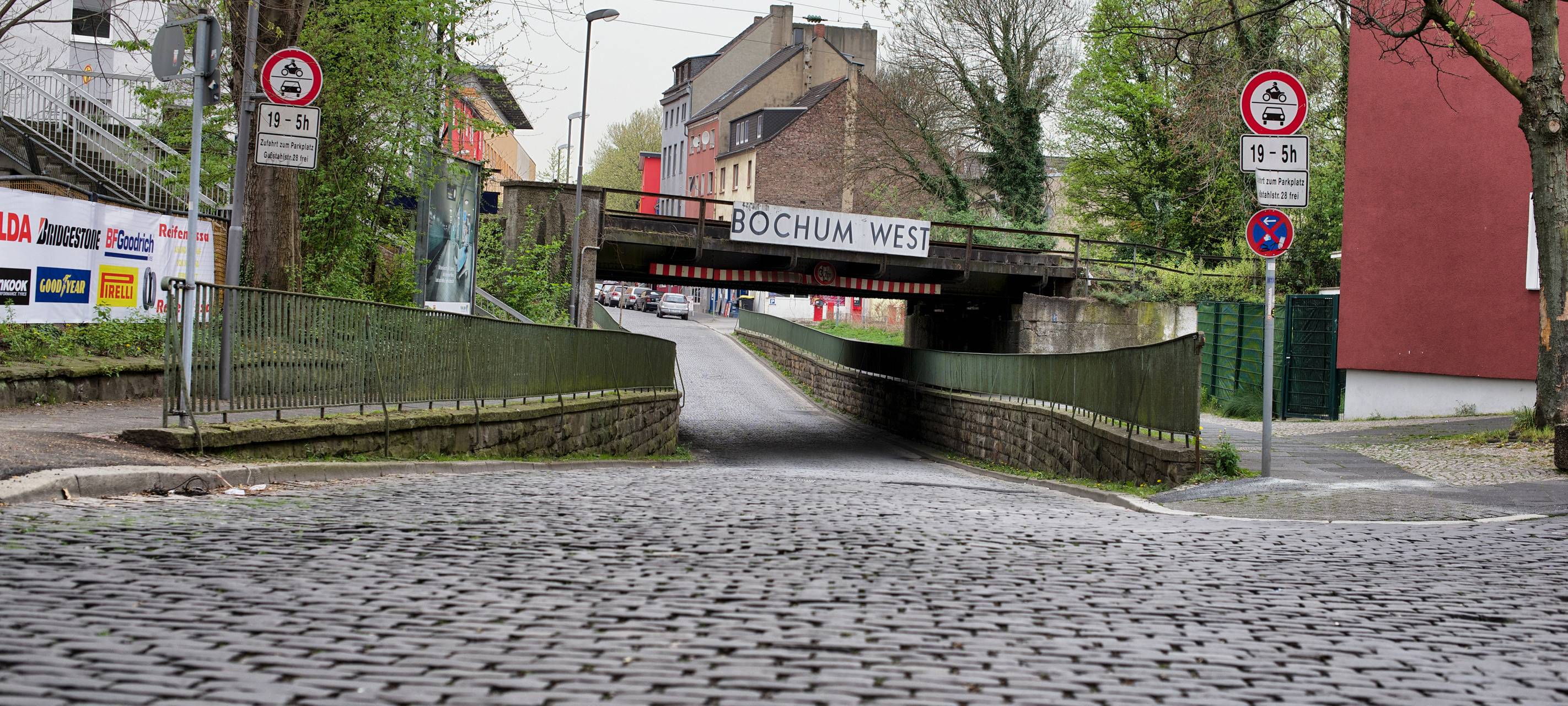 Arbeiten auf Gußstahlstraße in Bochum