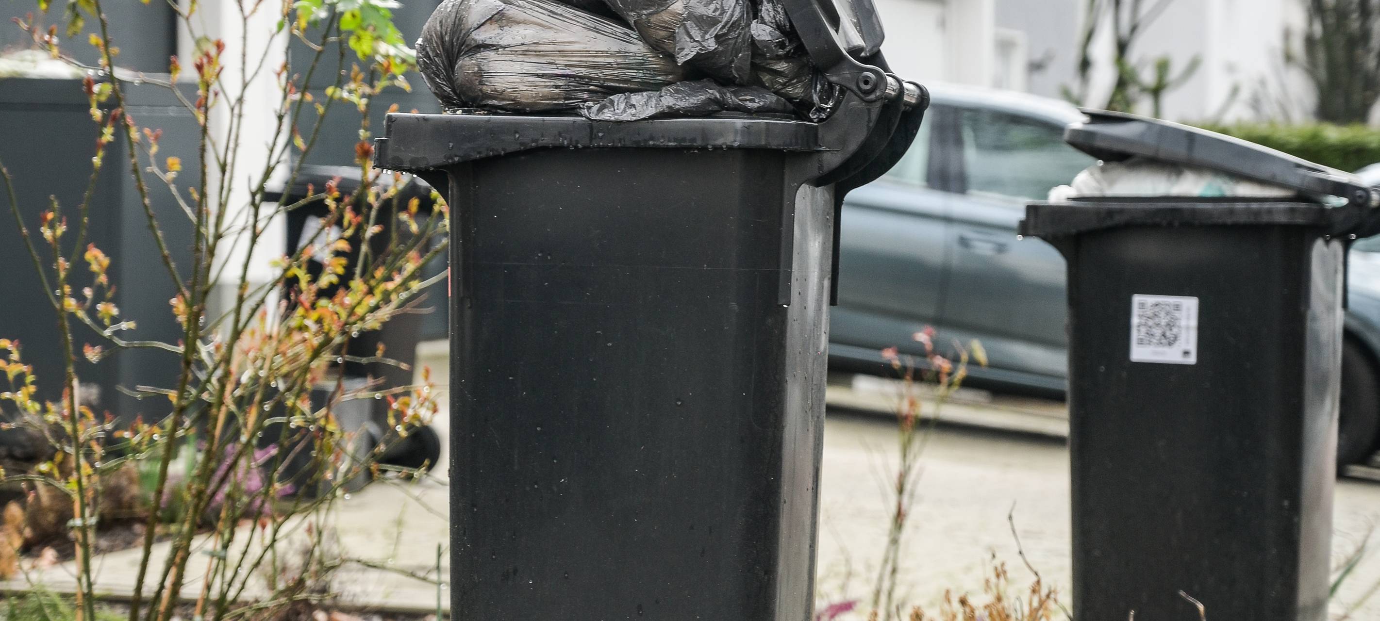 Umweltservice Bochum streikt - der Müll sammelt sich