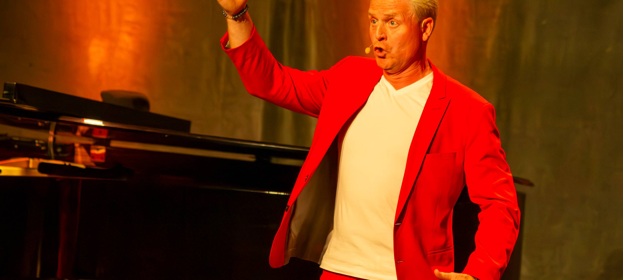 Das Savoy in Düsseldorf - Guido Cantz trat hier mit seinem neuen Tourprogramm "Komische Zeiten" auf