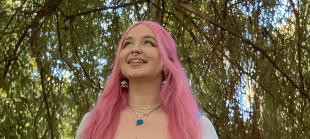 Leen Lyrana in den Ruhrcharts: inspiriert mit "Divine"