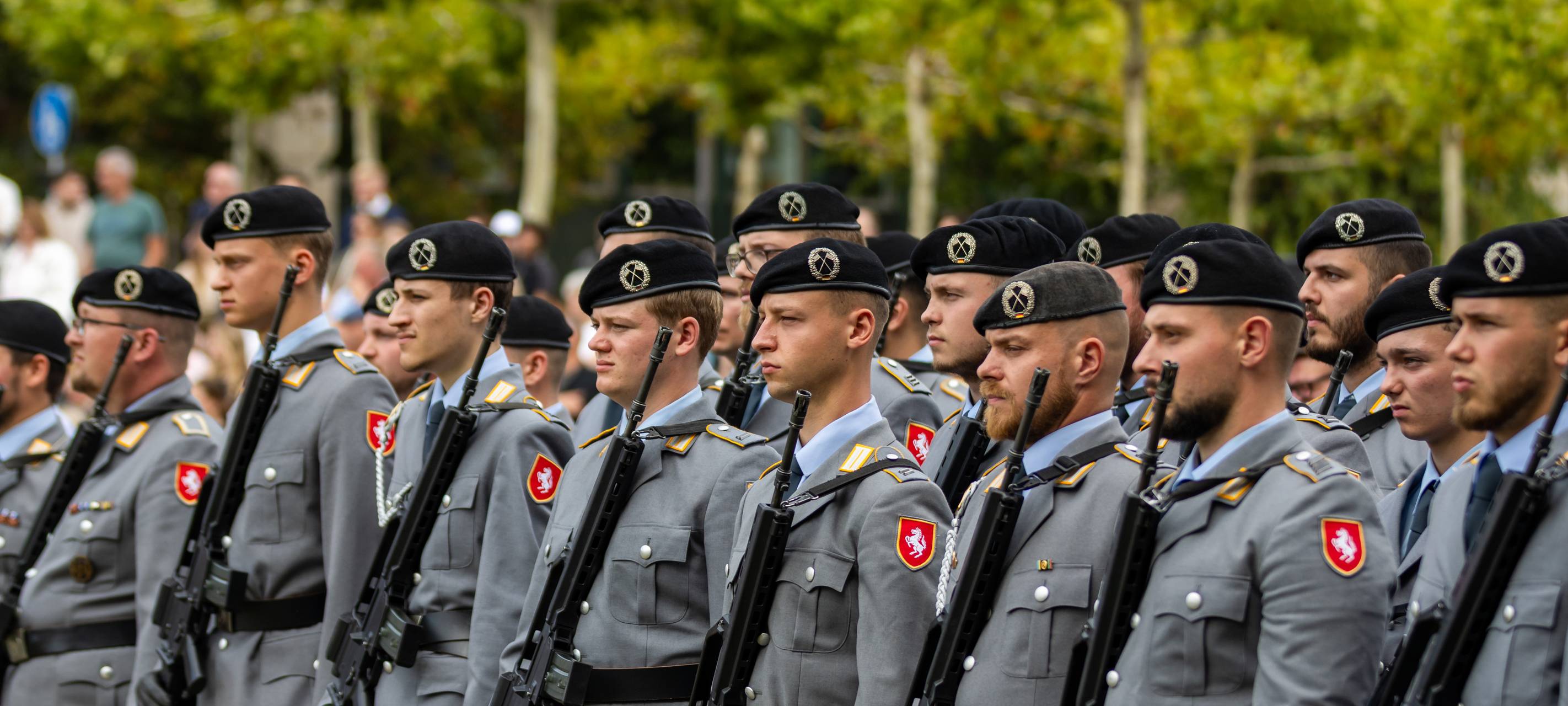Bezirksschüler*innenvertretung Bochum lehnt Wehrpflicht ab
