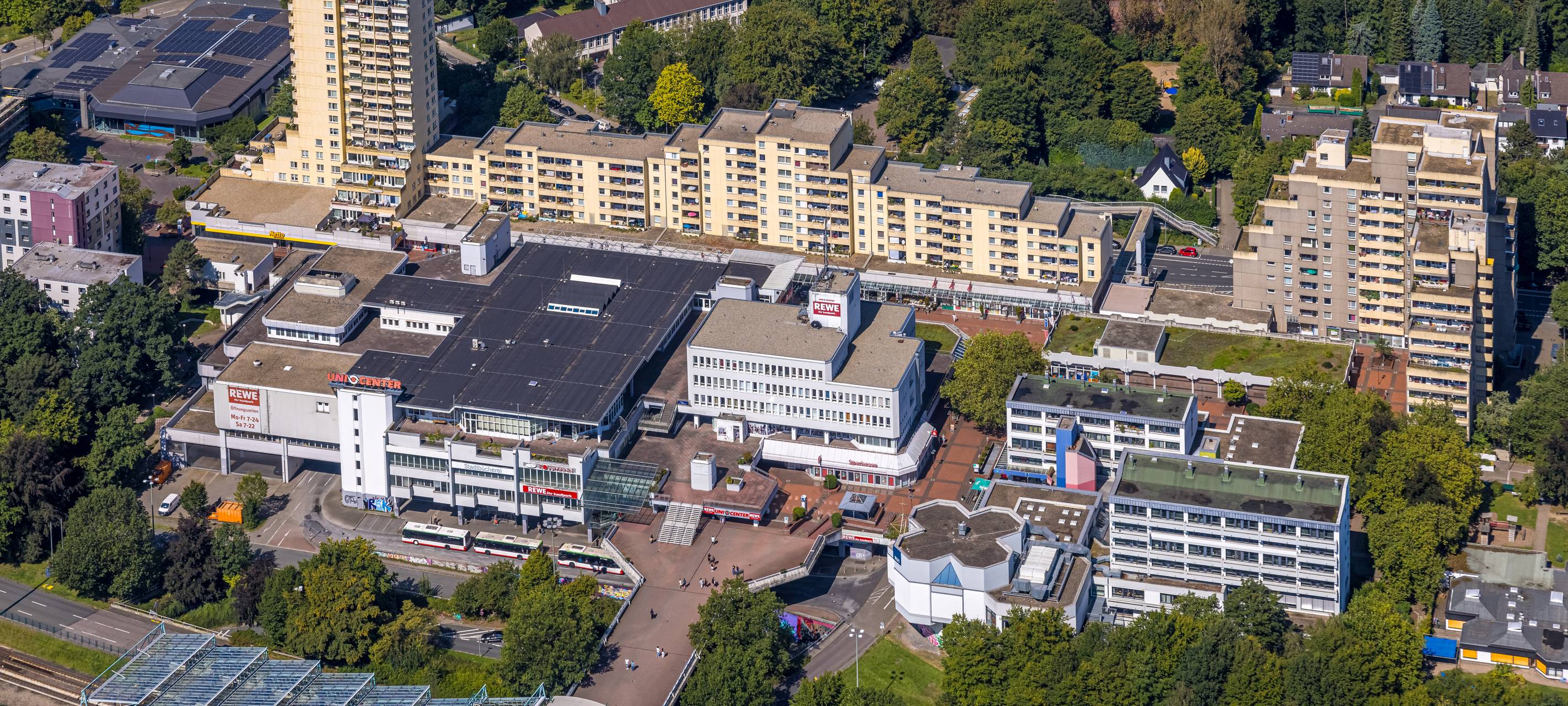 Arbeiten auf der Buscheystraße in Bochum-Hustadt