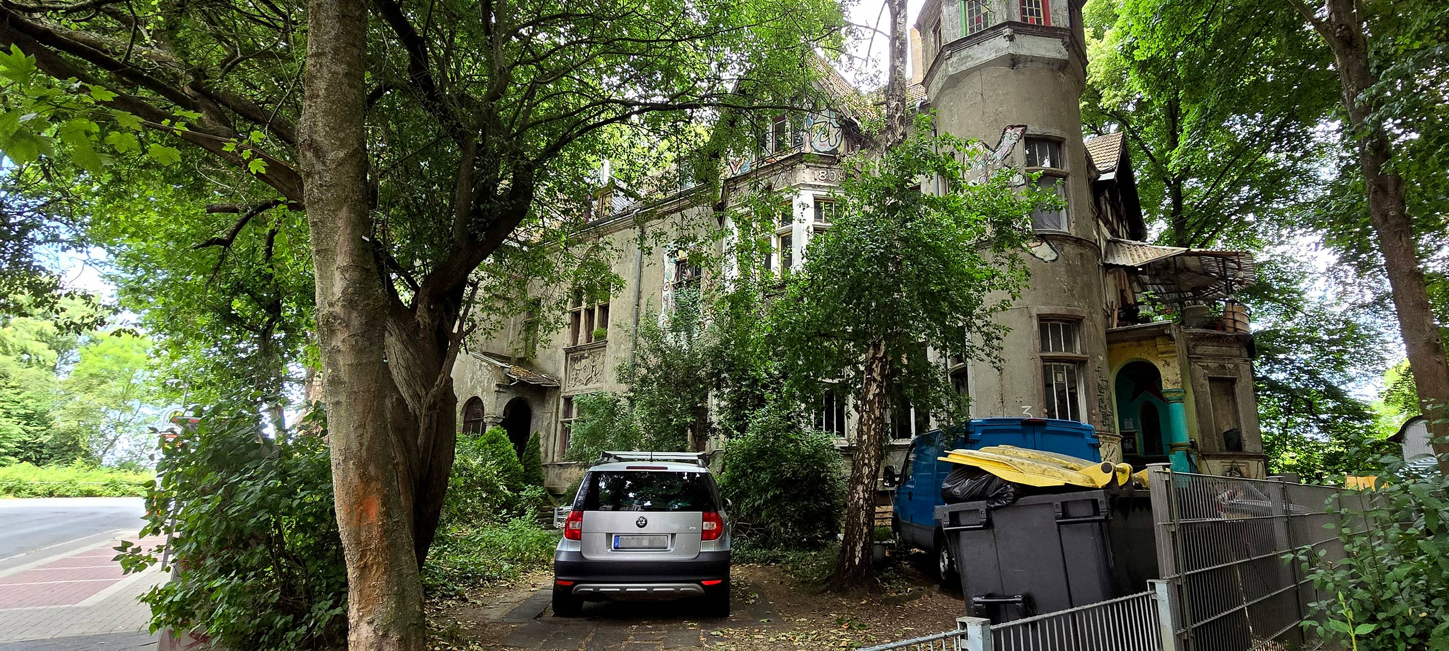 Villa Kunterbunt in Bochum soll geräumt werden